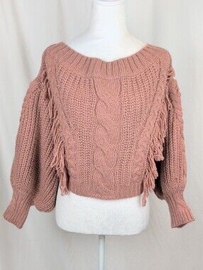 🖤 Blue Blush Pink Cable Knit Fringe Cropped Sweater Medium NWOT 🖤